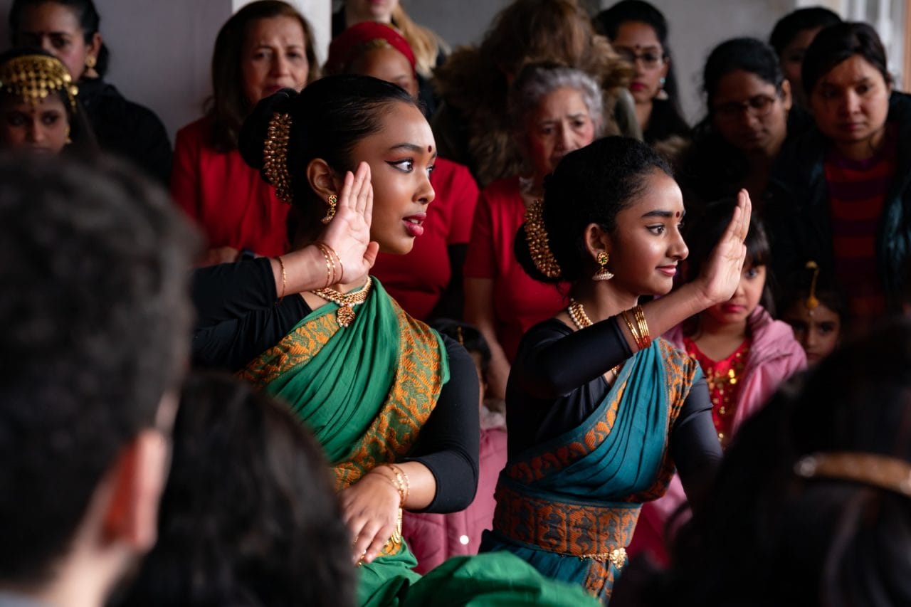 South Asian dancers from Beeja dance
